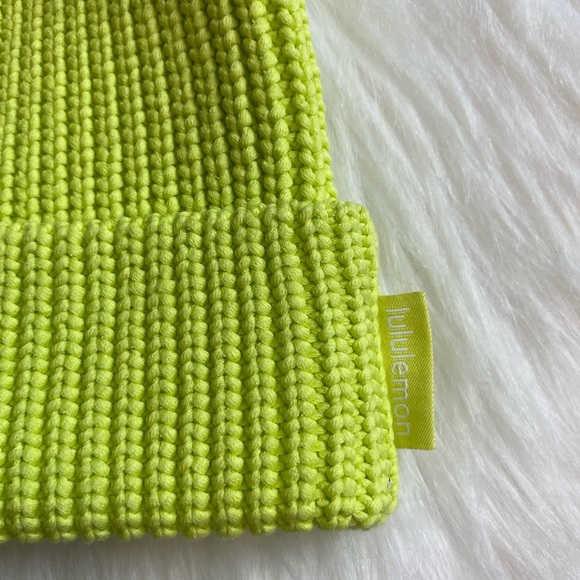 Lululemon Close-Fit cotton-Blend Ribbed Knit Beanie ELLE yellow L/XL - Picture 2 of 4